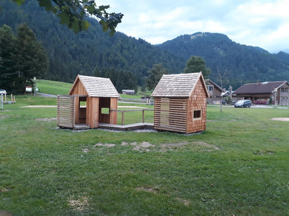 Haus Erna Schoppernau Hotel Buitenkant foto